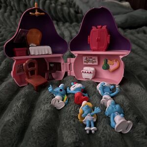 2008 The Smurfs Pink Purple Mushroom House Playset  Smurfette Figure